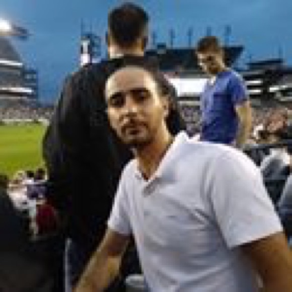 Meet your Posher, Faycal - Picture 1 of 1